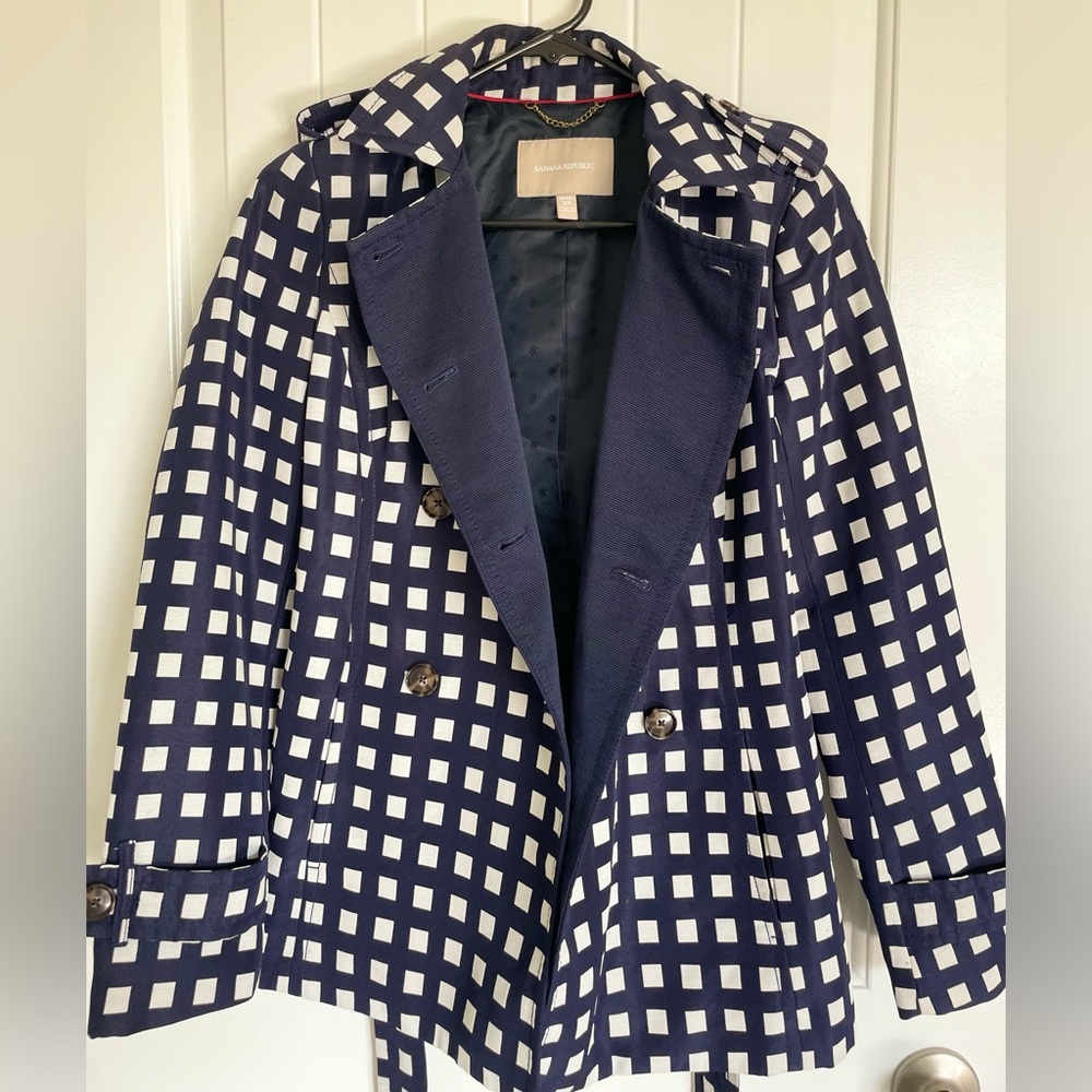 Banana Republic Trench Coat XS